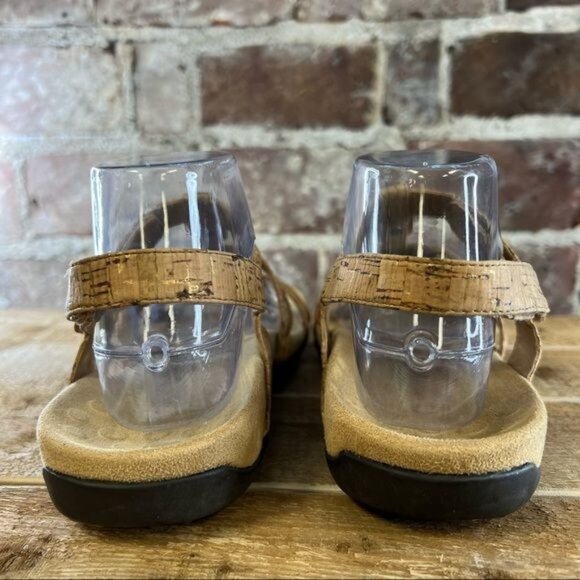 Vionic Rest Amber Cork Triple Strap Tan Sandals Sz 7 - Picture 8 of 12